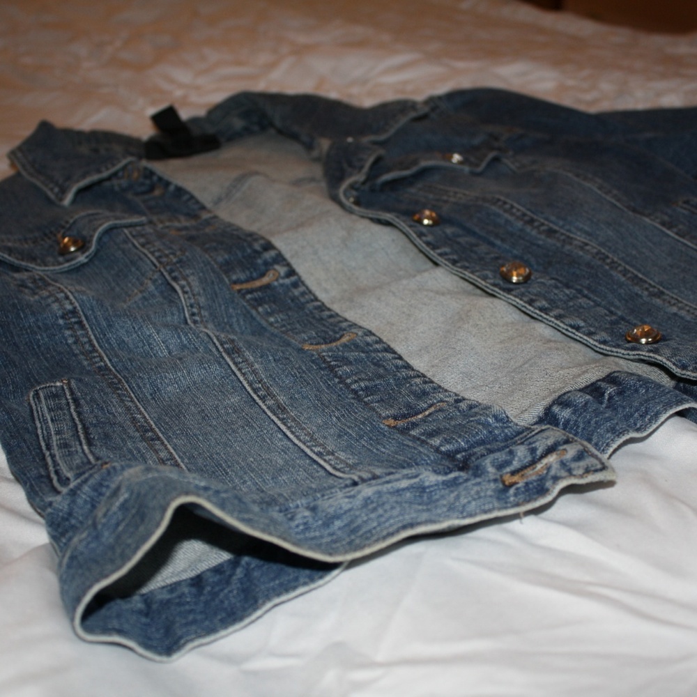 Jean Jacket - Picture 2 of 3